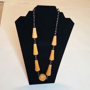 VINTAGE African wood and bead necklace